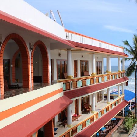 Hotel Sea View Palace - The Beach Hotel Kovalam Exteriör bild
